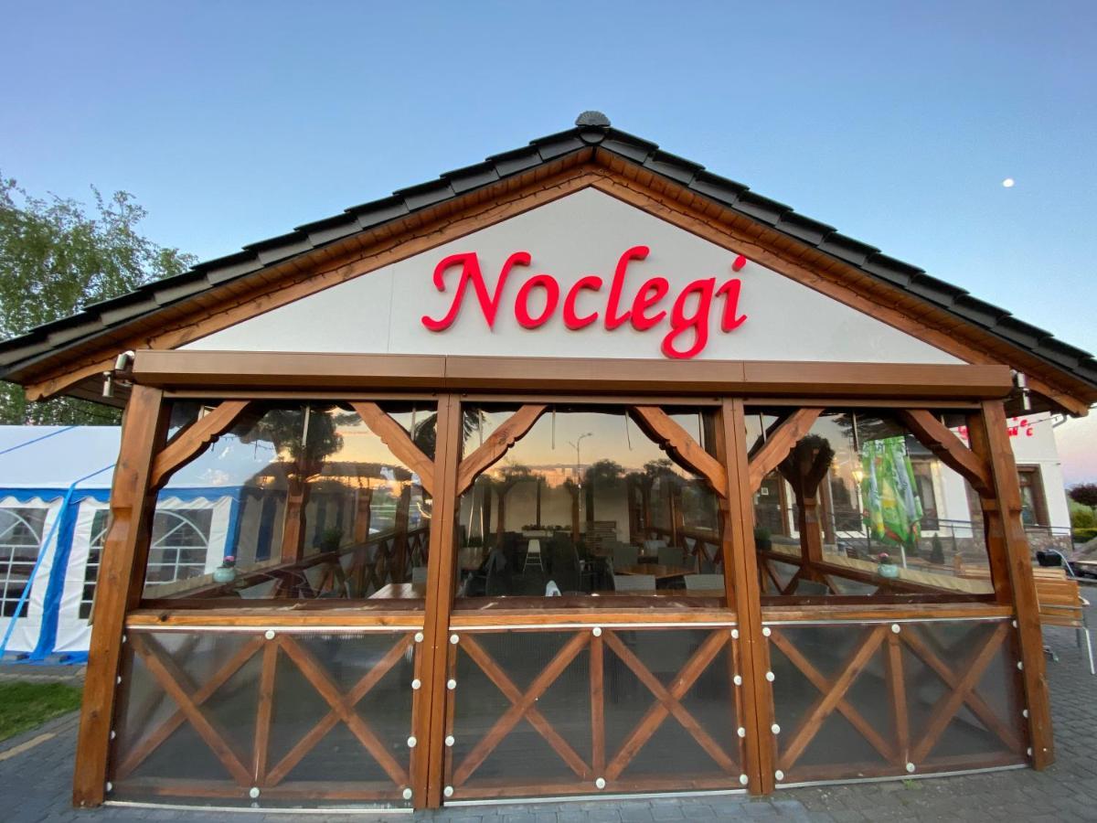 Noclegi Sobanskich เนียซนอ ภายนอก รูปภาพ